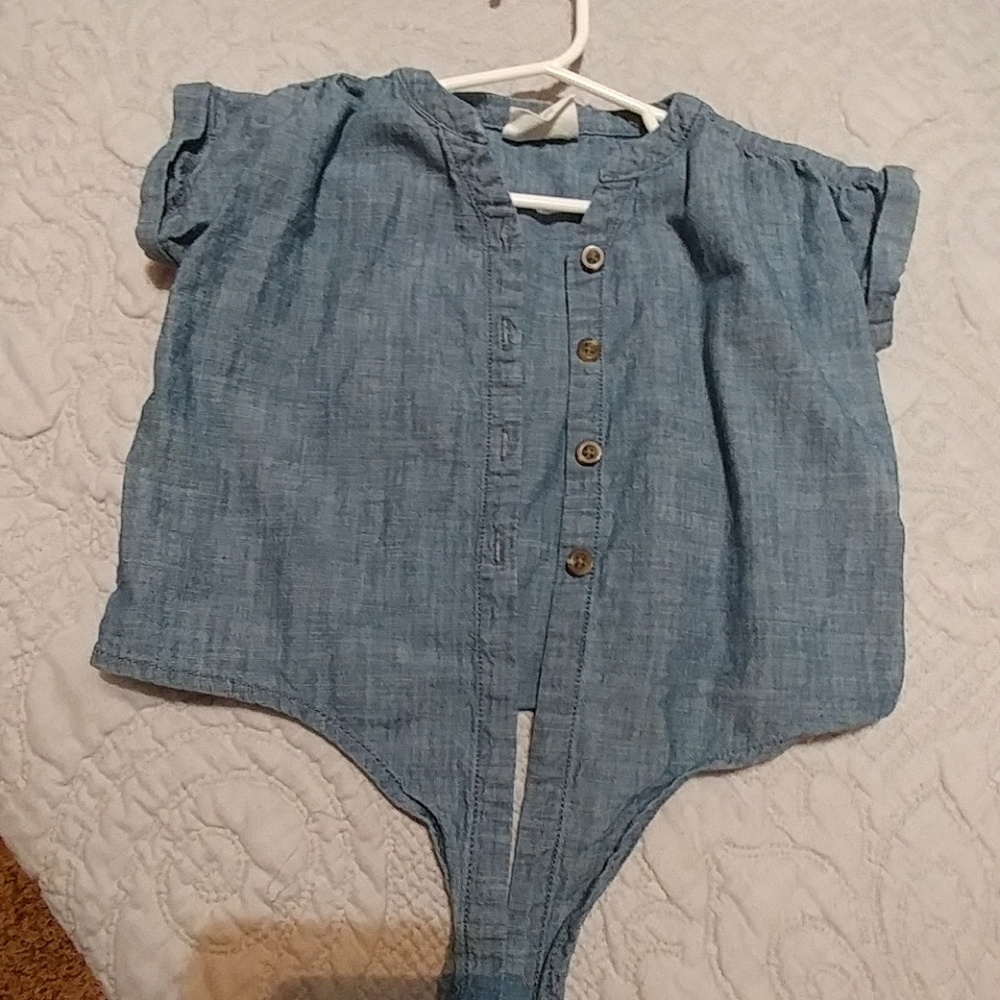 Jean tie button up shirt